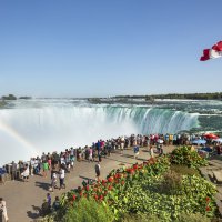 カナダという希望の国 ― カーニー首相が示す「中堅国」の新たな道