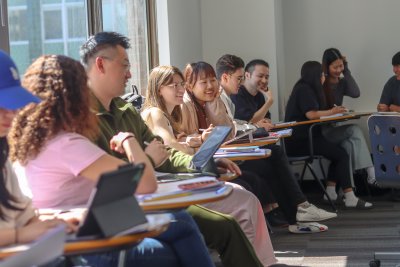 Global Village カルガリー校